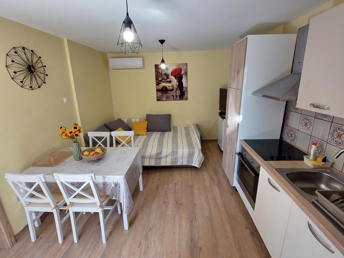 Mexicana Apartment Yellow Zadar Buitenkant foto