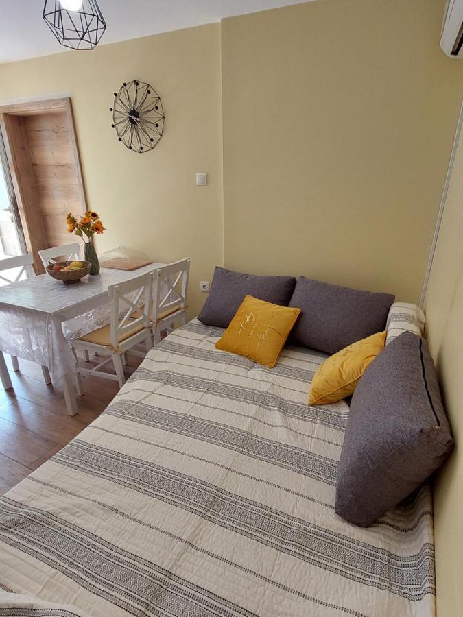 Mexicana Apartment Yellow Zadar Buitenkant foto